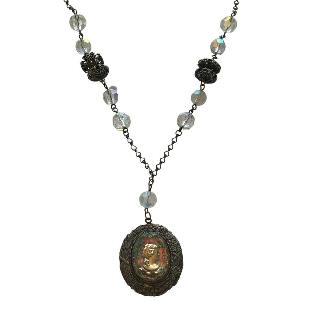 Vintage Cameo Intaglio Reverse Watermelon Glass Pendant Necklace Iridescent 28”